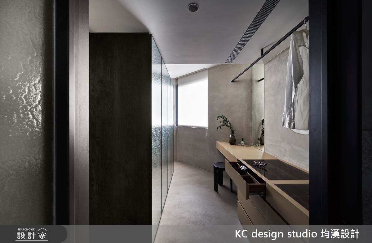 29坪老屋(31~40年)＿現代風更衣間案例圖片＿KC design studio 均漢設計＿KC_31永和陳宅之24
