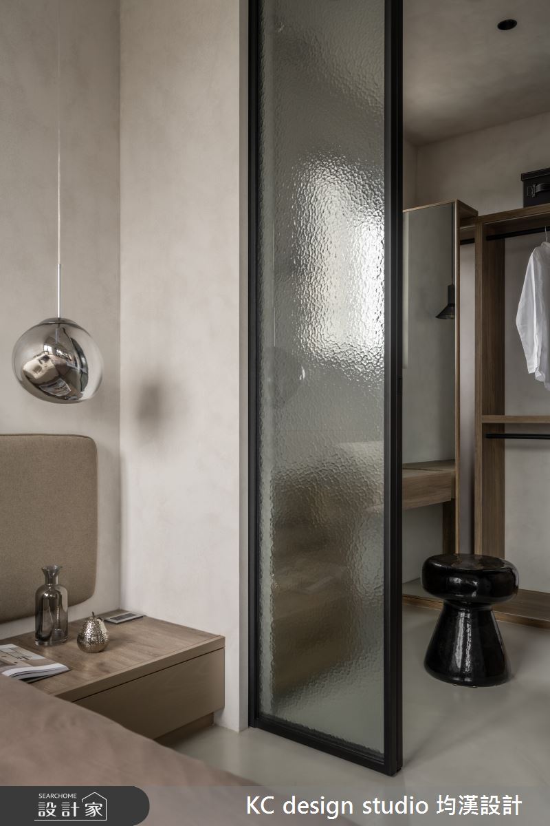 14坪預售屋＿混搭風臥室更衣間案例圖片＿KC design studio 均漢設計＿KC_61南港江宅之14