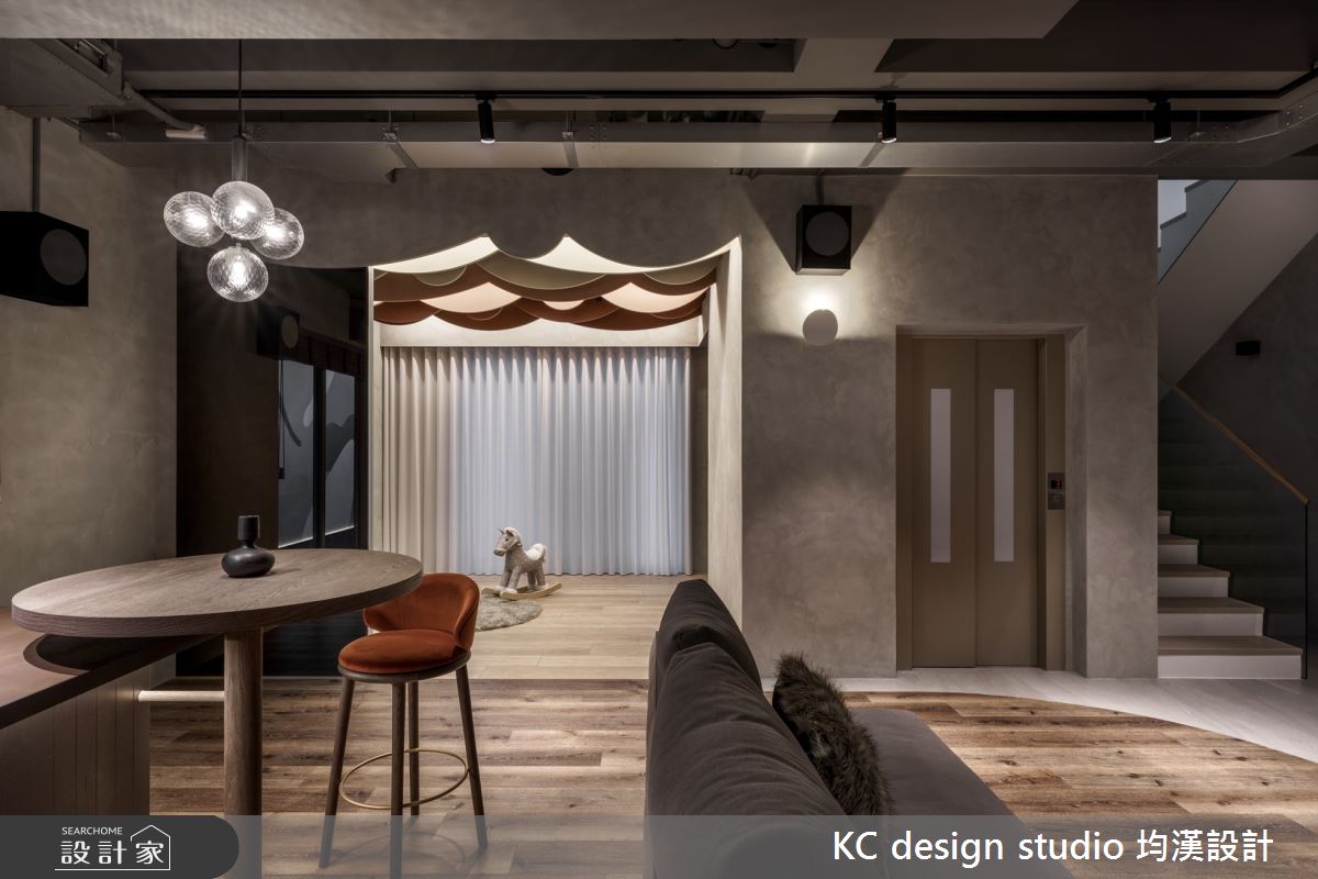 100坪毛胚屋＿混搭風客廳餐廳樓梯多功能室案例圖片＿KC design studio 均漢設計＿KC_62House L之23