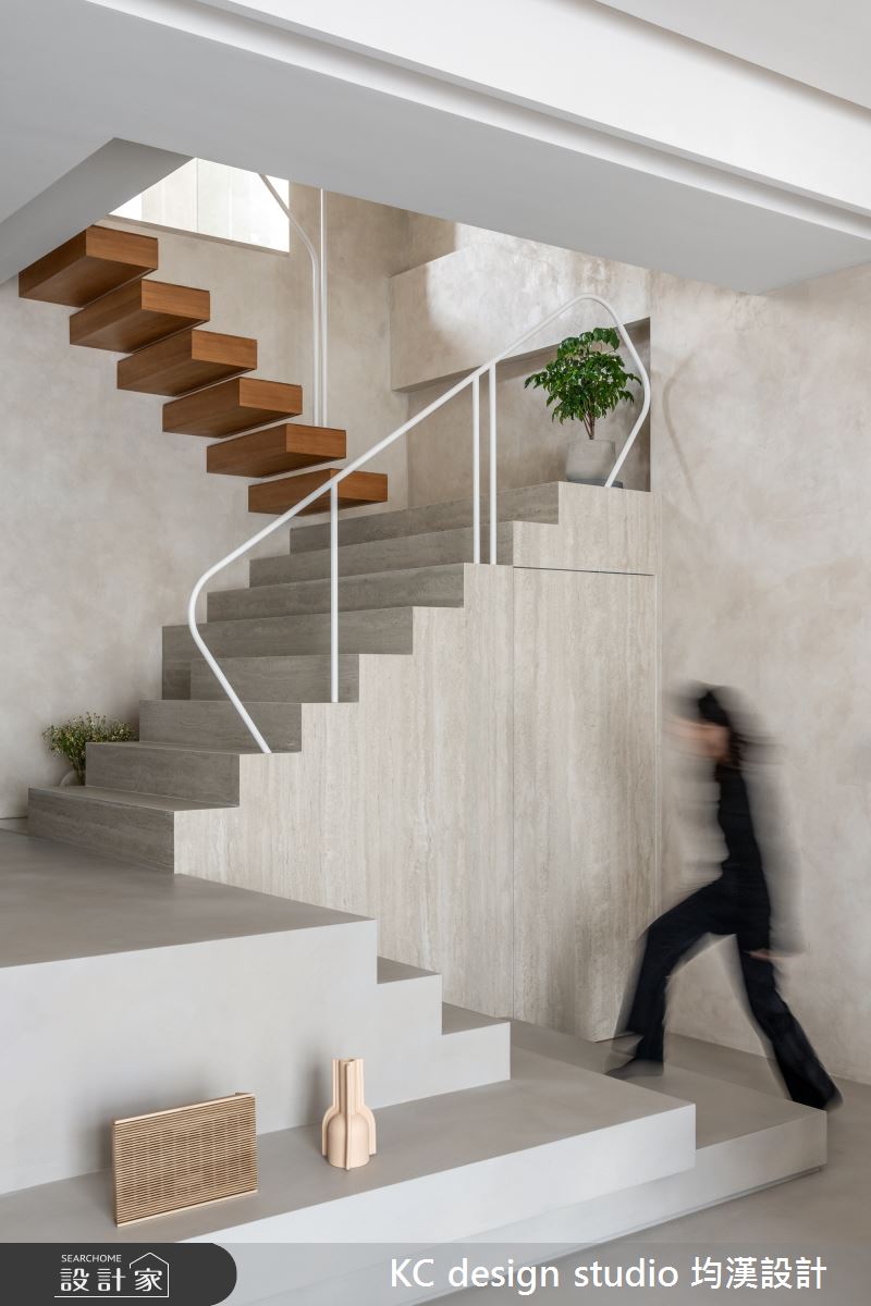 100坪新古屋(10年以下)＿現代風樓梯案例圖片＿KC design studio 均漢設計＿KC_65新竹呂宅之4