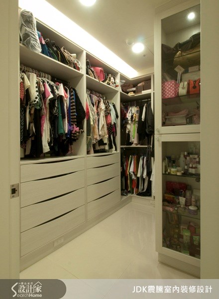 30坪新成屋(5年以下)＿新古典更衣間案例圖片＿震騰室內裝修設計工程有限公司＿震騰_04之19