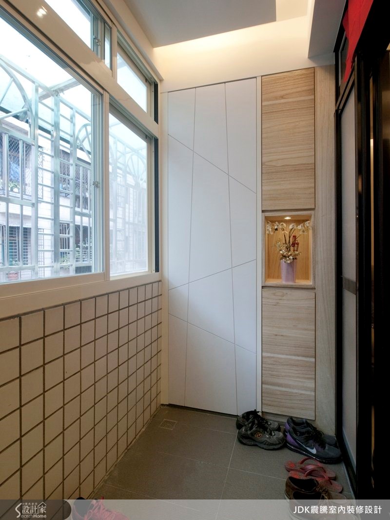 40坪＿現代風玄關案例圖片＿震騰室內裝修設計工程有限公司＿震騰_06之1