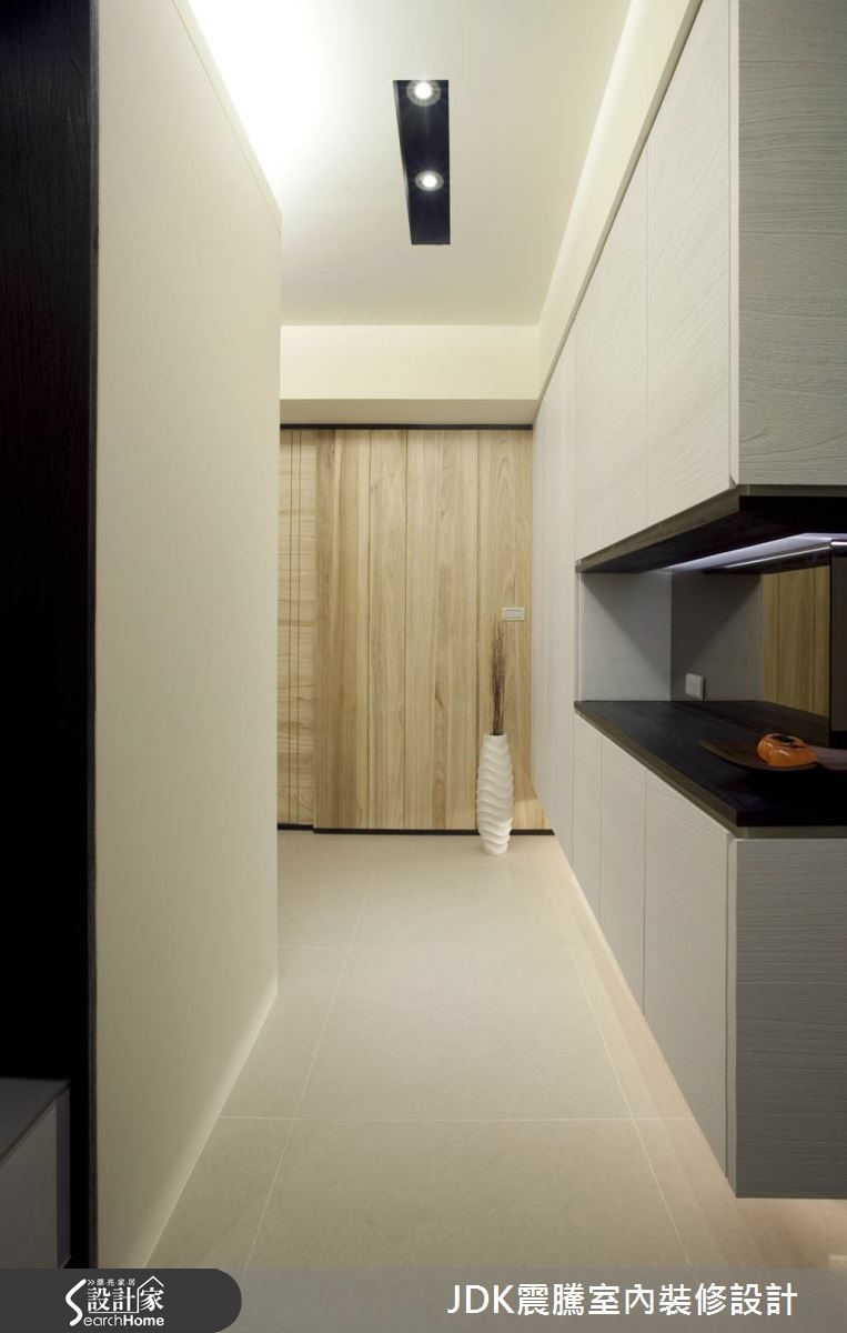 35坪新成屋(5年以下)＿現代風玄關案例圖片＿震騰室內裝修設計工程有限公司＿震騰_07之3