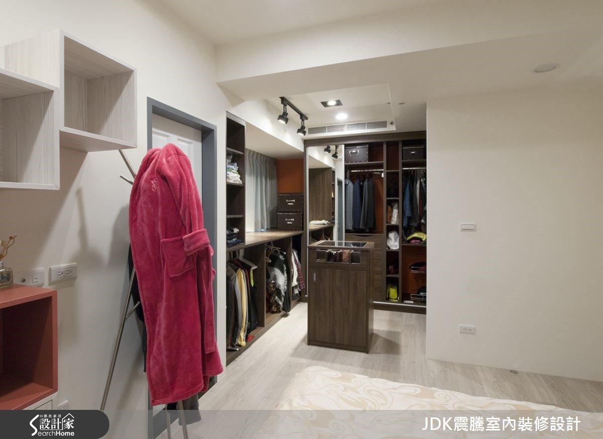 25坪新成屋(5年以下)＿北歐風更衣間案例圖片＿震騰室內裝修設計工程有限公司＿震騰_12之41