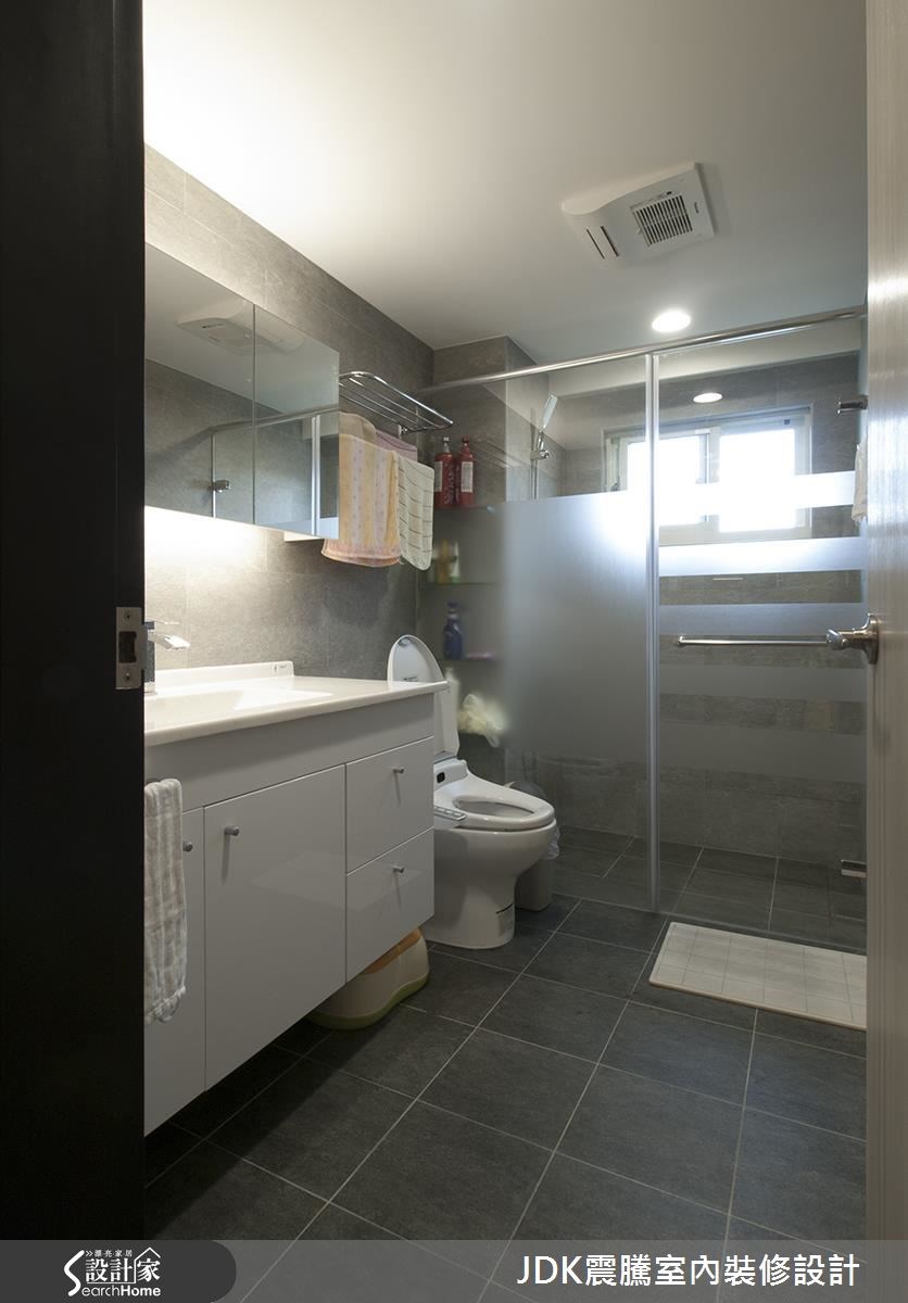 22坪老屋(16~30年)＿北歐風浴室案例圖片＿震騰室內裝修設計工程有限公司＿震騰_14之35