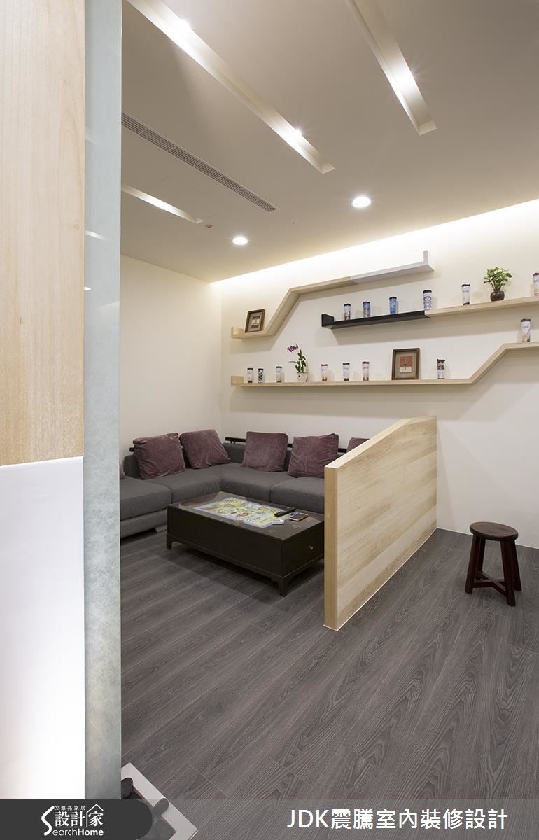 120坪老屋(16~30年)＿休閒風客廳案例圖片＿震騰室內裝修設計工程有限公司＿震騰_17之12