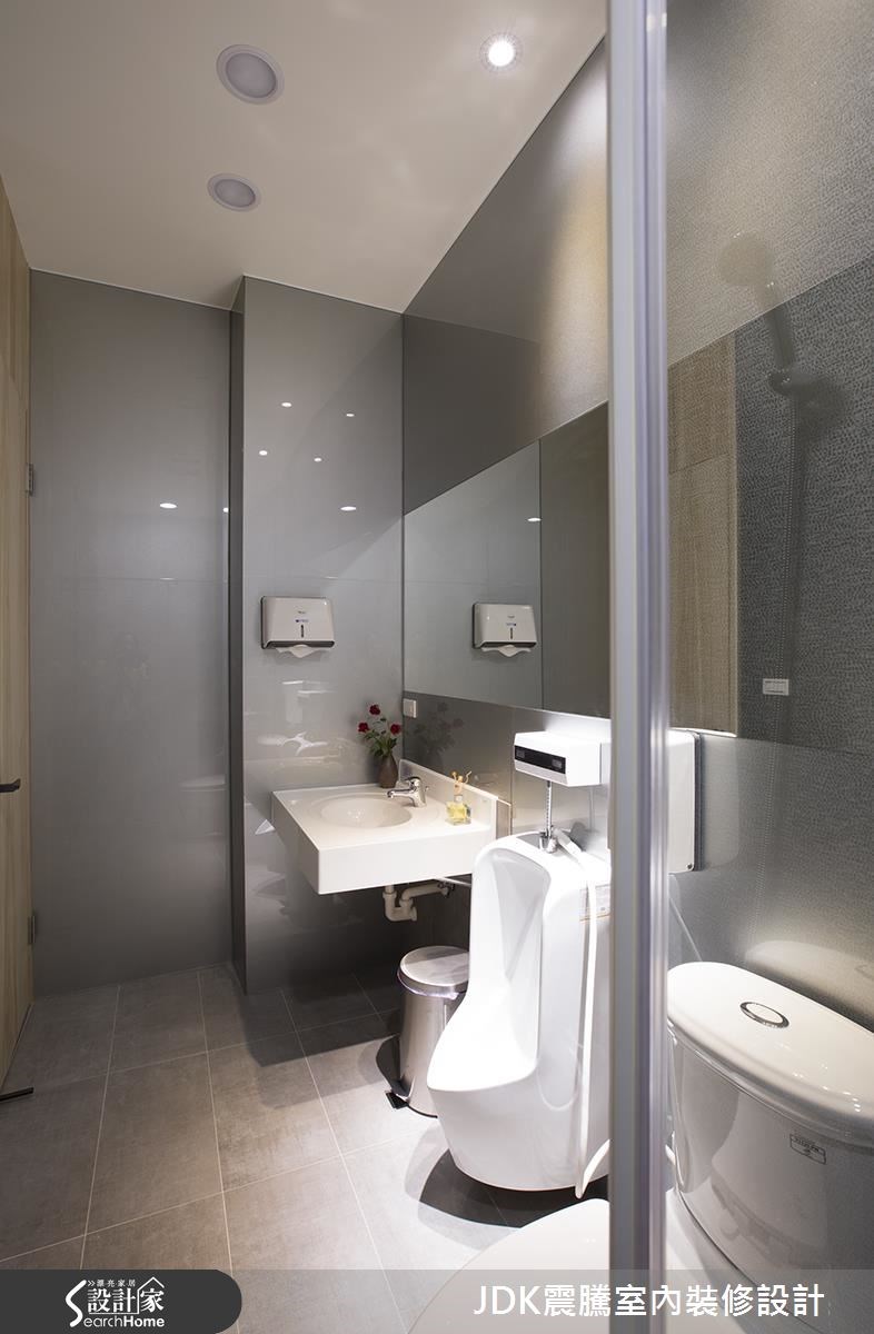 120坪老屋(16~30年)＿休閒風浴室案例圖片＿震騰室內裝修設計工程有限公司＿震騰_17之22