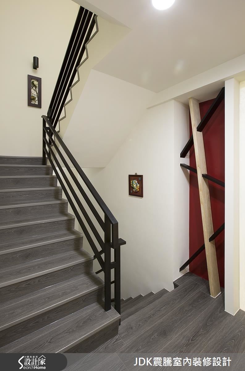 120坪老屋(16~30年)＿休閒風樓梯案例圖片＿震騰室內裝修設計工程有限公司＿震騰_17之26