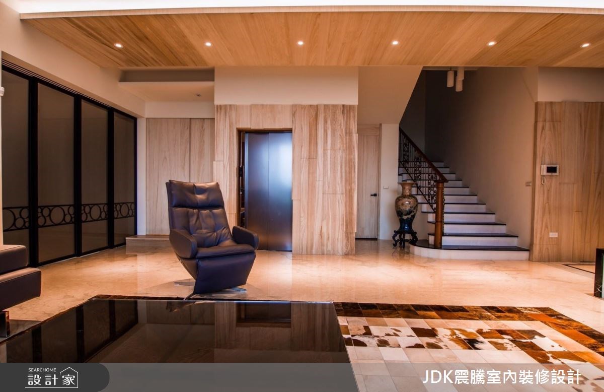 150坪新成屋(5年以下)＿現代風客廳樓梯案例圖片＿震騰室內裝修設計工程有限公司＿震騰_20之8