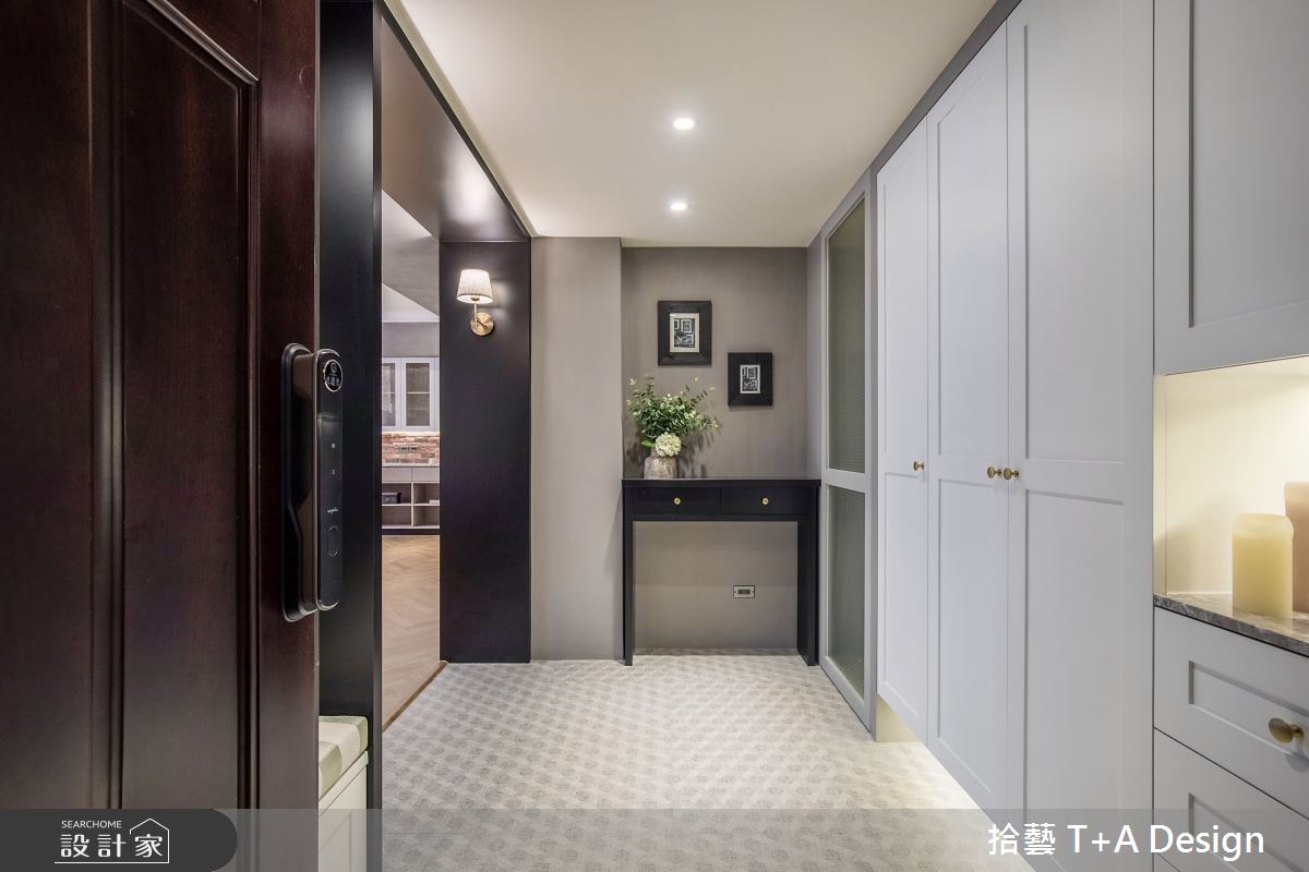 70坪中古屋(5~15年)＿美式風玄關案例圖片＿拾藝設計＿拾藝_27竹北_70坪美式風之1