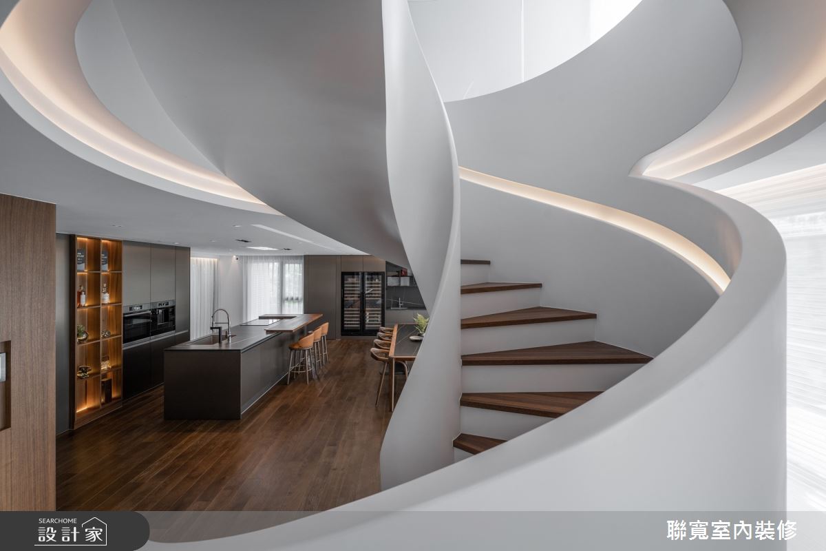 130坪新成屋(5年以下)＿現代風餐廳吧檯樓梯中島案例圖片＿聯寬室內裝修有限公司＿聯寬_29之12