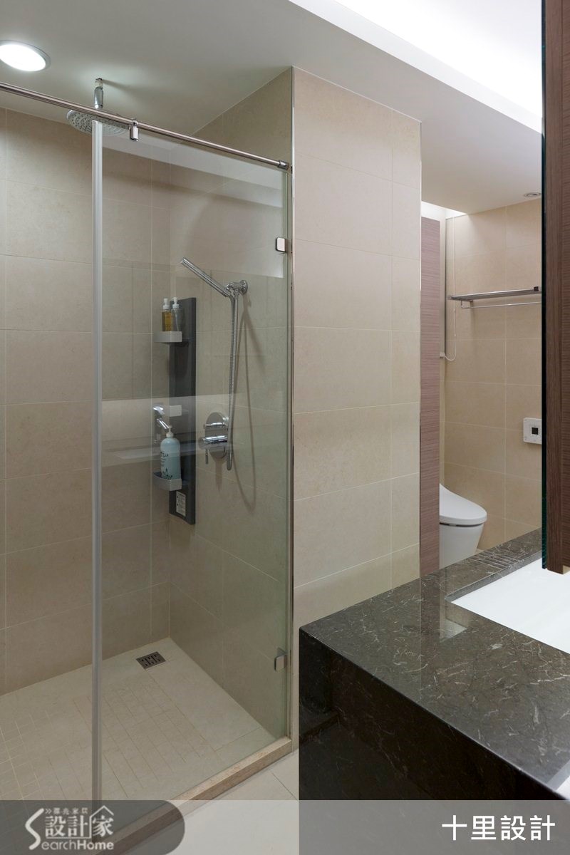 45坪預售屋＿現代風浴室案例圖片＿十里設計＿十里_02之24