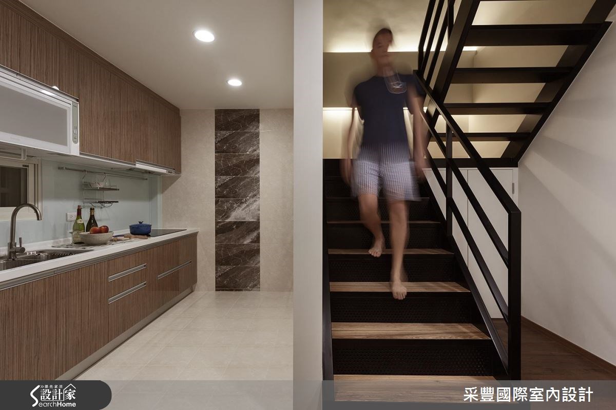 50坪老屋(16~30年)＿休閒風廚房樓梯案例圖片＿采豐國際室內設計＿采豐_12之6