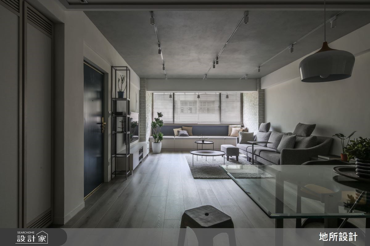 31坪老屋(16~30年)＿現代風客廳臥榻案例圖片＿地所設計有限公司＿地所_22之1