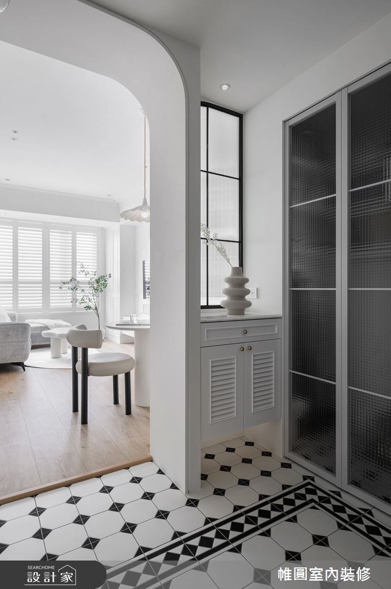 22坪新成屋(5年以下)＿美式風玄關案例圖片＿帷圓‧定制 circle＿帷圓_留白·綻放山茶花之1