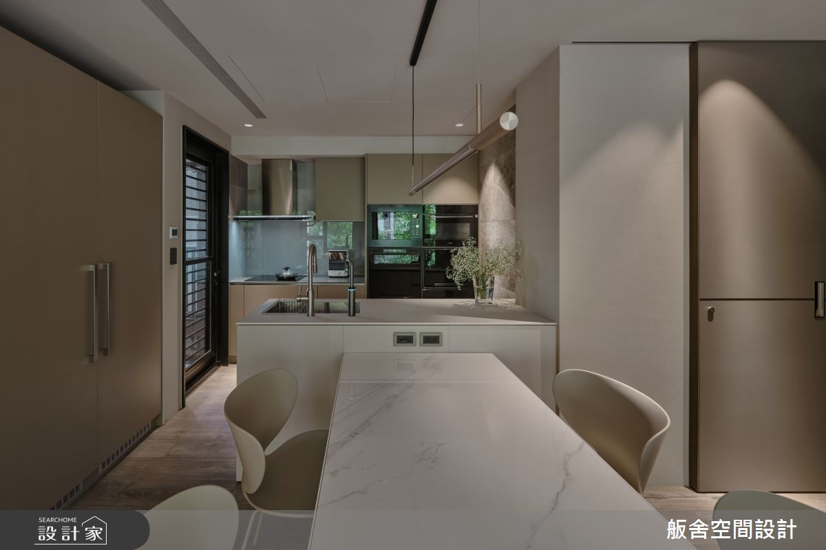 21坪預售屋＿現代風餐廳廚房中島案例圖片＿舨舍空間設計有限公司＿舨舍_72之3