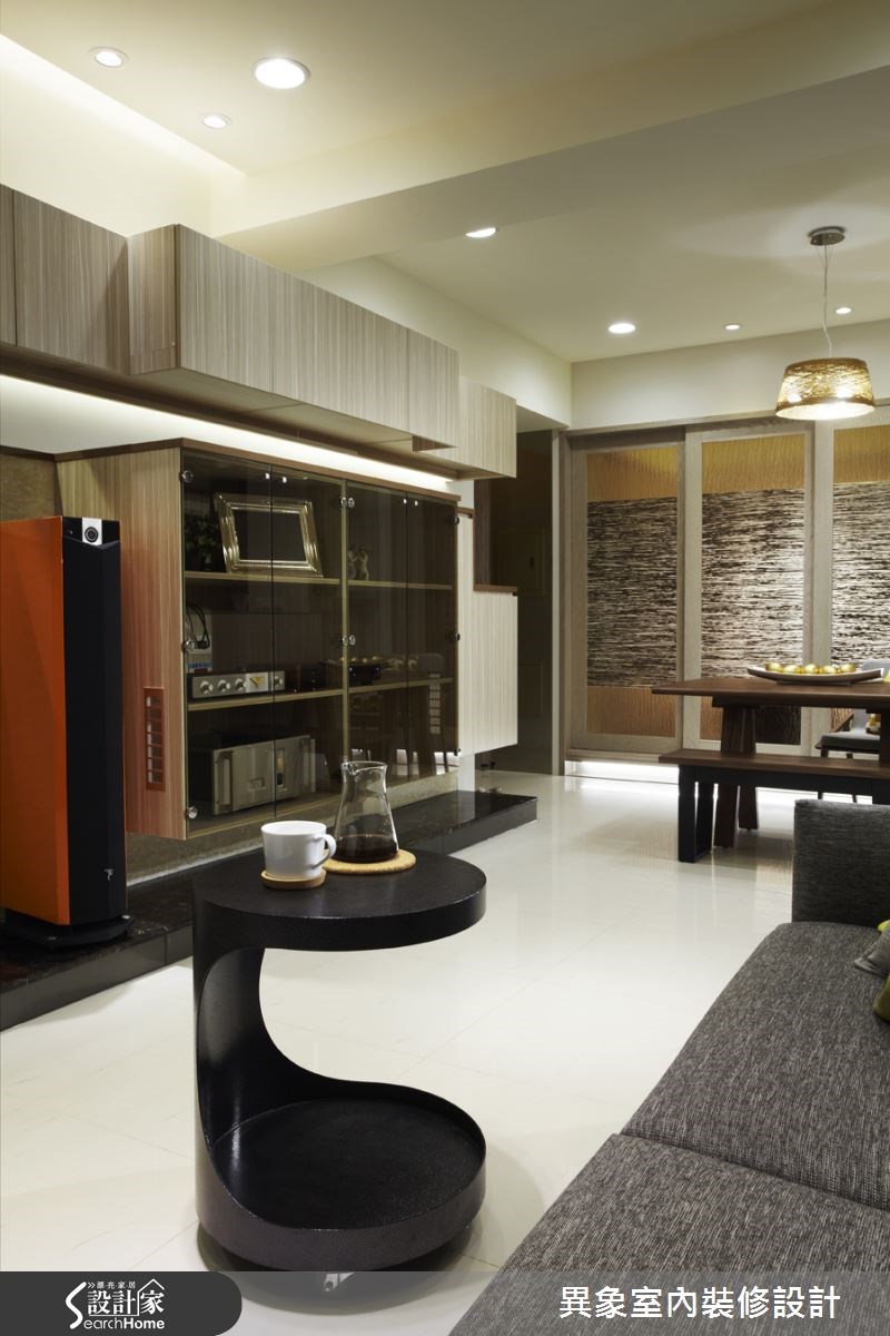 24坪新成屋(5年以下)＿混搭風客廳案例圖片＿異象室內裝修設計有限公司＿異象_02之5