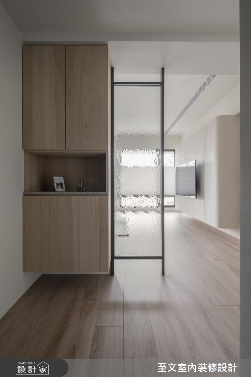 44坪新成屋(5年以下)＿北歐風玄關案例圖片＿至文室內裝修設計＿至文_映落日光之3