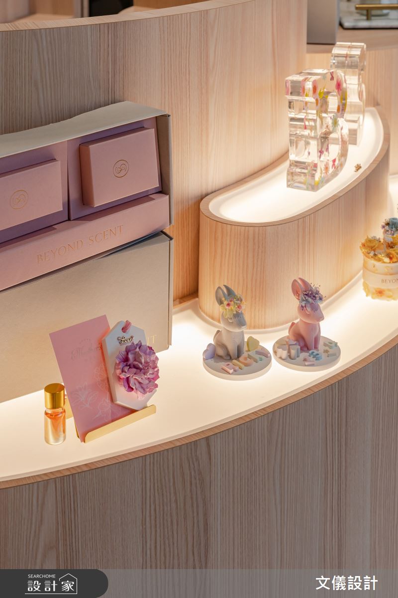 9坪＿現代風商業空間案例圖片＿文儀室內裝修設計有限公司＿文儀_台北市-Beyond Scent 香氛百貨專櫃-文儀設計之3