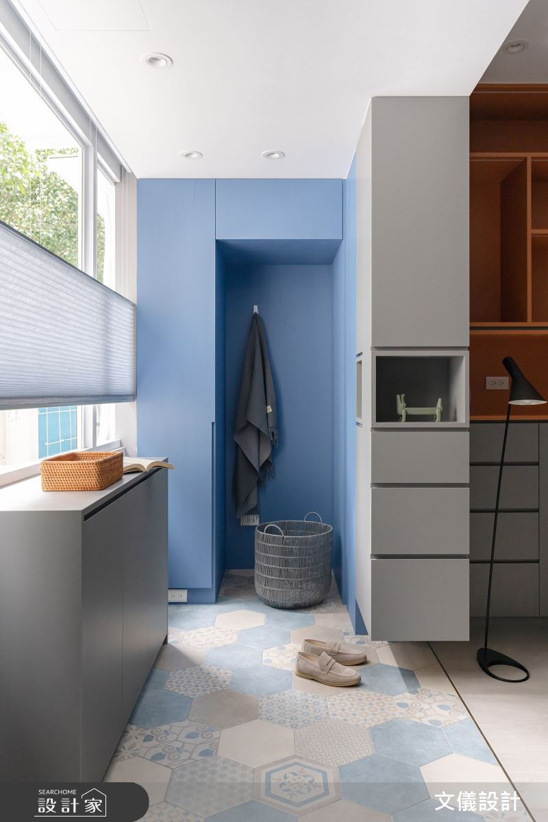 33坪老屋(41~50年)＿現代風玄關案例圖片＿文儀室內裝修設計有限公司＿文儀_台北市-光藍宅-文儀設計之1