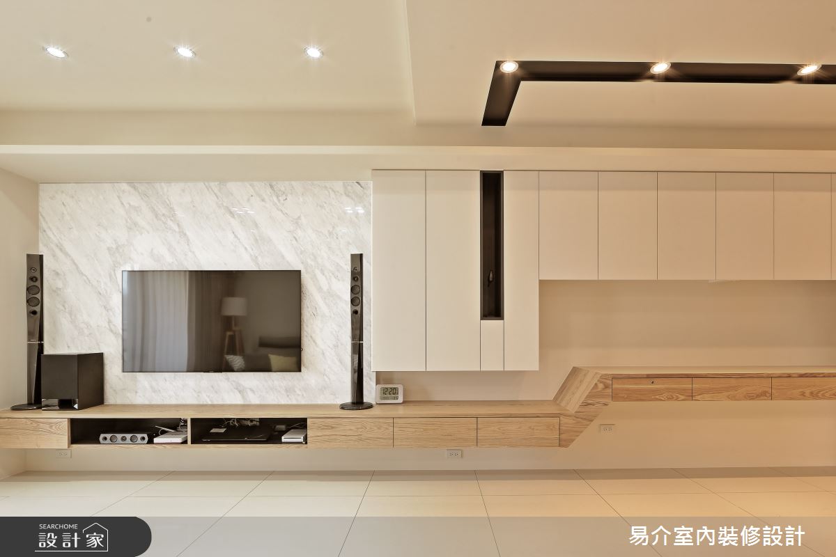 35坪新成屋(5年以下)＿現代風客廳案例圖片＿易介室內裝修設計＿易介_板橋35坪現代風-新成屋之5