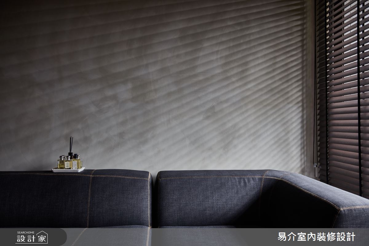 25坪新成屋(5年以下)＿現代風客廳案例圖片＿易介室內裝修設計＿易介_新莊25坪現代風之8