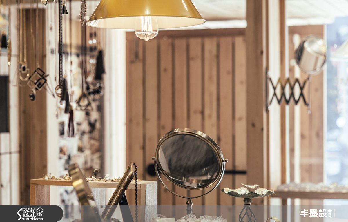 12坪老屋(16~30年)＿休閒風商業空間案例圖片＿丰墨設計＿丰墨_02Vacanza Accessory 敦南店之15