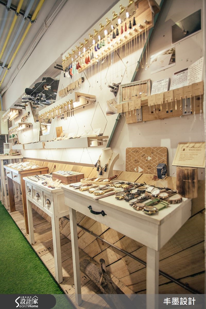 12坪老屋(16~30年)＿休閒風商業空間案例圖片＿丰墨設計＿丰墨_02Vacanza Accessory 敦南店之18