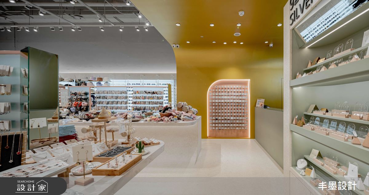 36坪老屋(16~30年)＿簡約風商業空間案例圖片＿丰墨設計＿丰墨_23KOREANA ACCESSORY 威秀門市之13