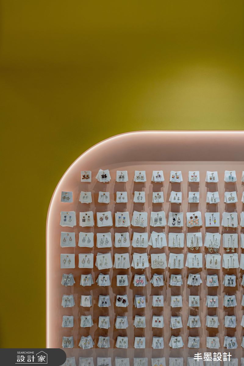 36坪老屋(16~30年)＿簡約風商業空間案例圖片＿丰墨設計＿丰墨_23KOREANA ACCESSORY 威秀門市之32