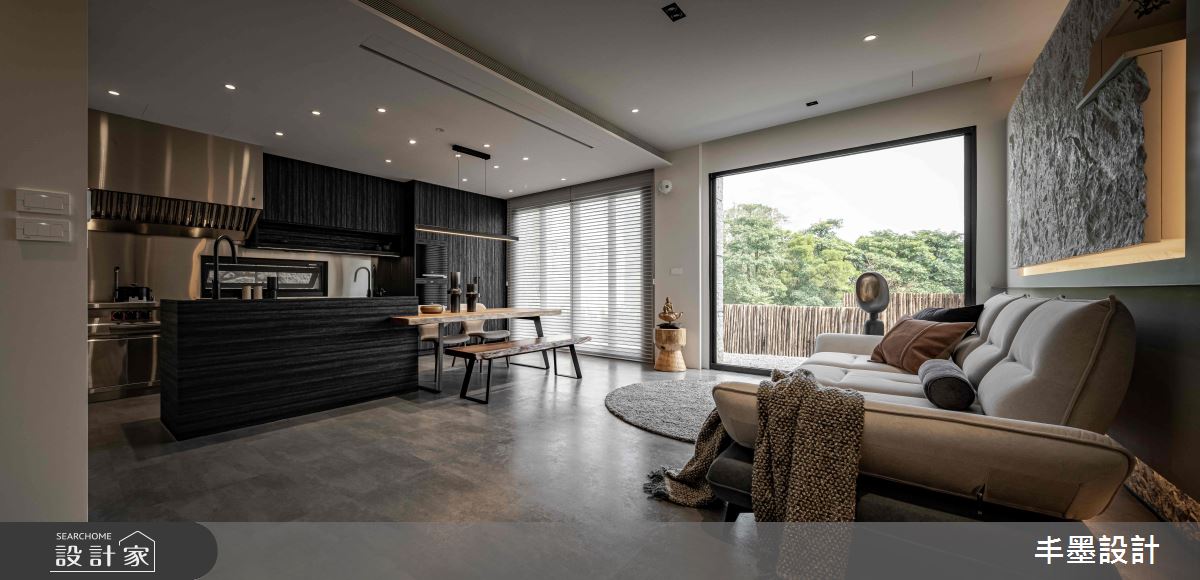 49坪新成屋(5年以下)＿現代風客廳餐廳廚房中島案例圖片＿丰墨設計＿丰墨_24T House之5