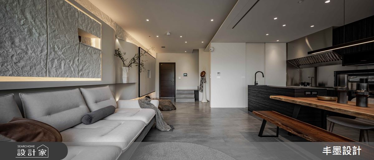 49坪新成屋(5年以下)＿現代風玄關客廳餐廳廚房中島案例圖片＿丰墨設計＿丰墨_24T House之9