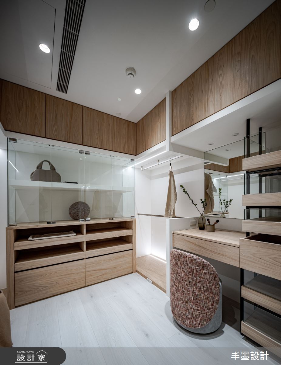 37坪中古屋(5~15年)＿混搭風更衣間案例圖片＿丰墨設計＿丰墨_27一抹揉光之31