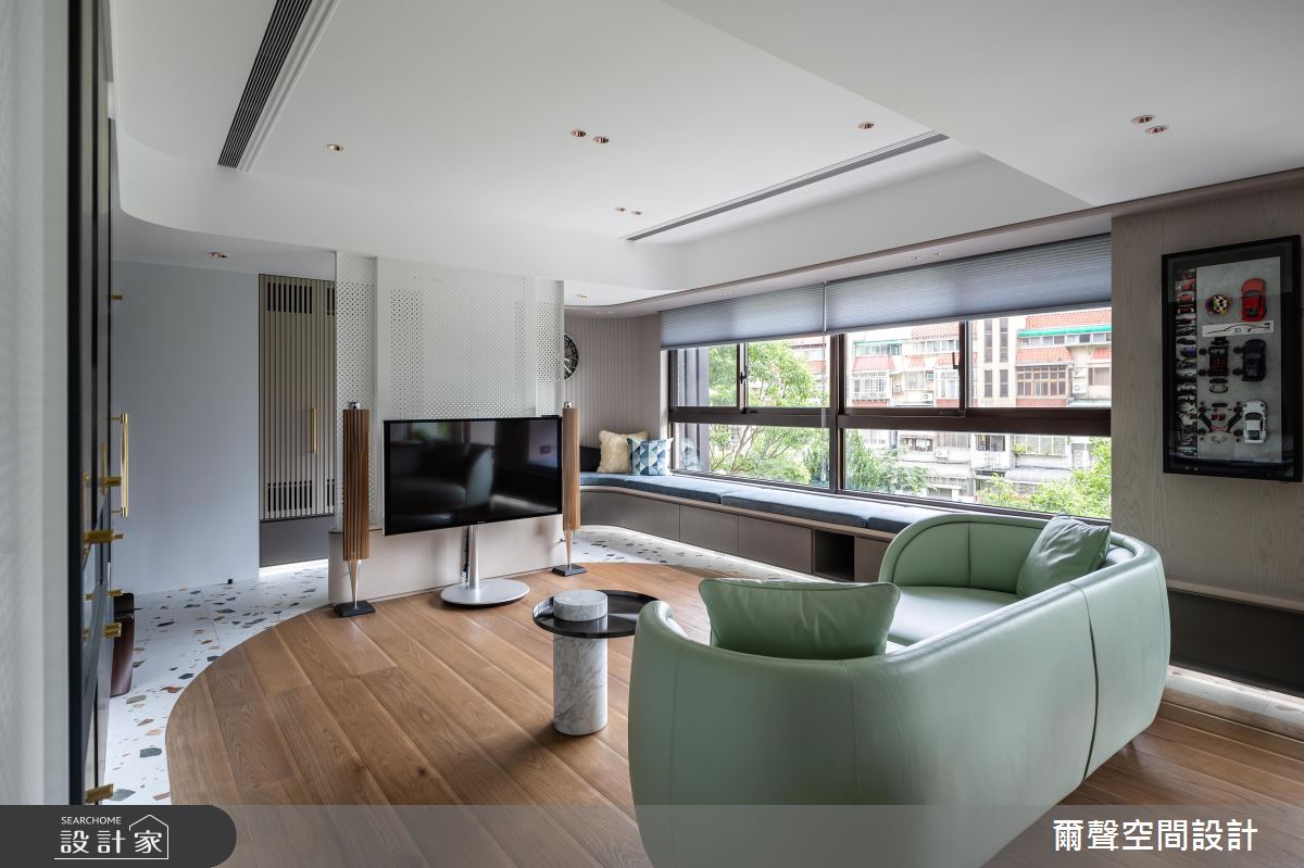 40坪新成屋(5年以下)＿混搭風客廳臥榻案例圖片＿爾聲空間設計＿爾聲_Rink a Blink 庭樹泊舟之5