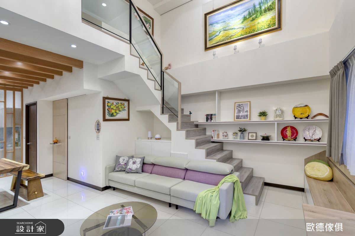 18坪＿現代風客廳樓梯臥榻案例圖片＿台灣歐德傢俱股份有限公司＿歐德_82之2