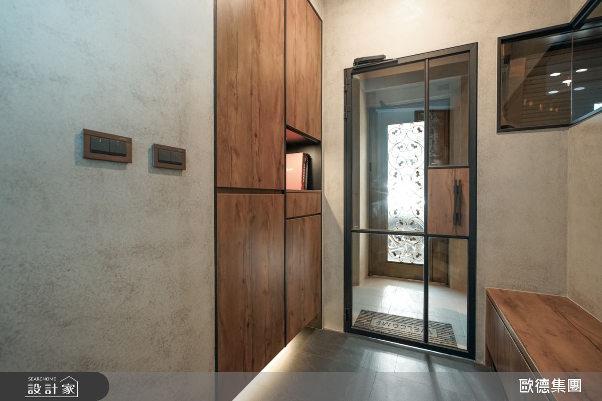 40坪新成屋(5年以下)＿混搭風玄關案例圖片＿台灣歐德傢俱股份有限公司＿歐德_124之3