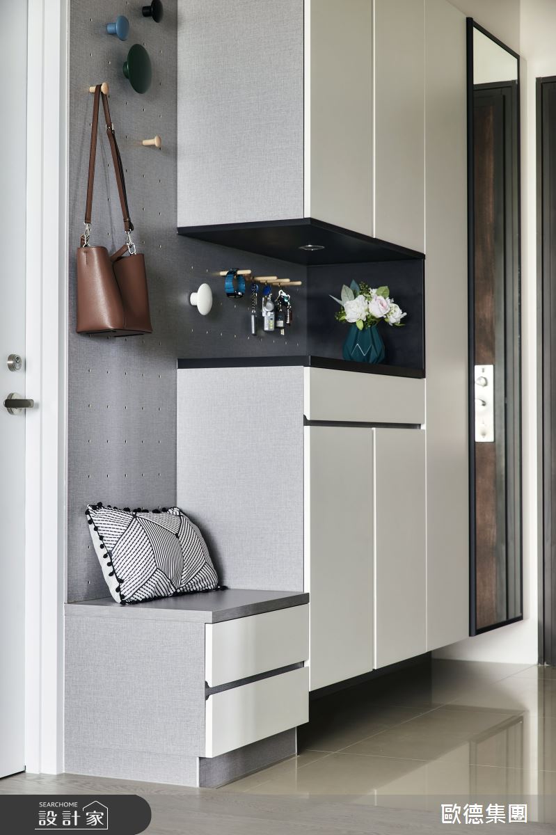 25坪新成屋(5年以下)＿混搭風玄關案例圖片＿台灣歐德傢俱股份有限公司＿歐德_135之5