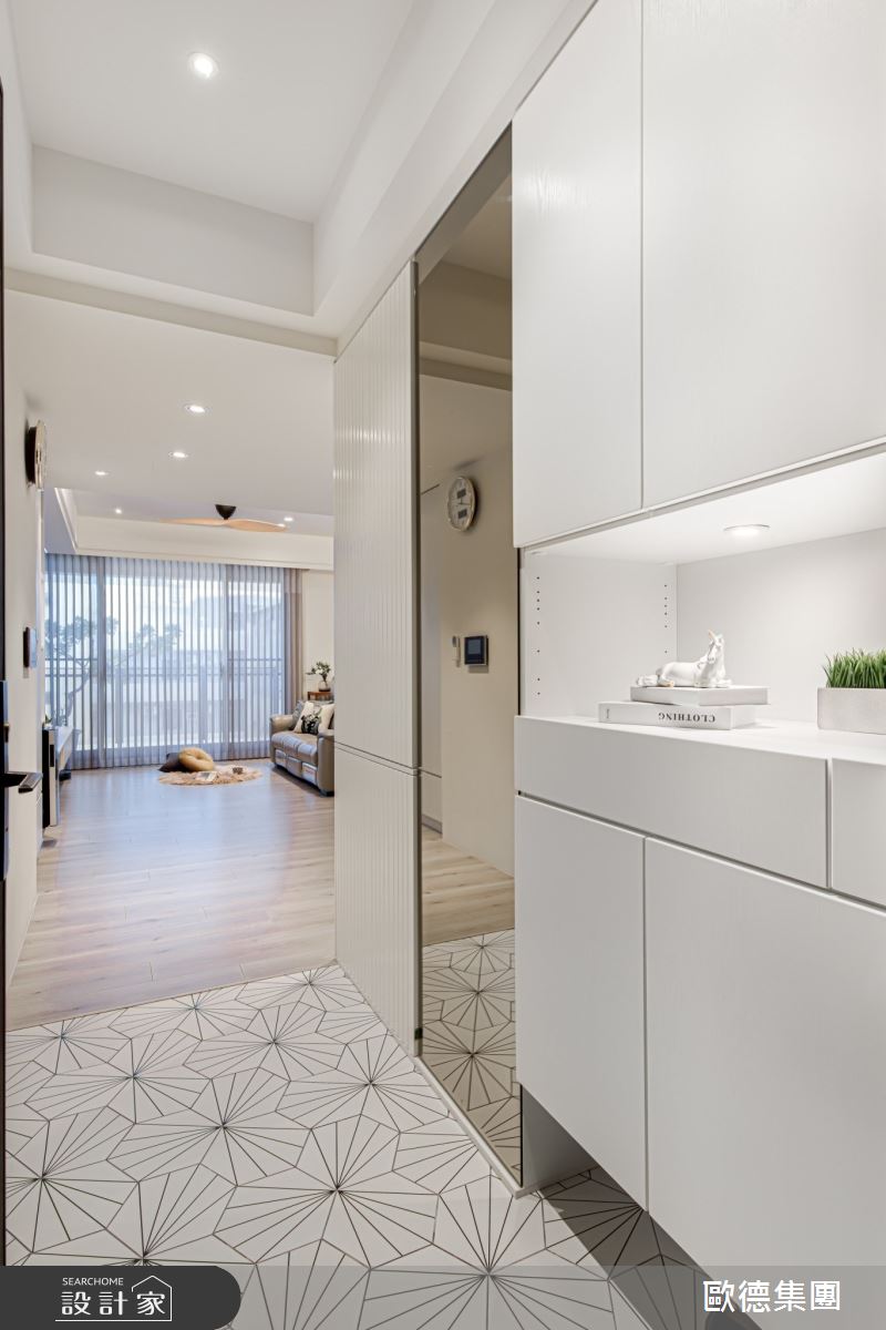 32坪新成屋(5年以下)＿現代風玄關客廳案例圖片＿台灣歐德傢俱股份有限公司＿歐德_143之3