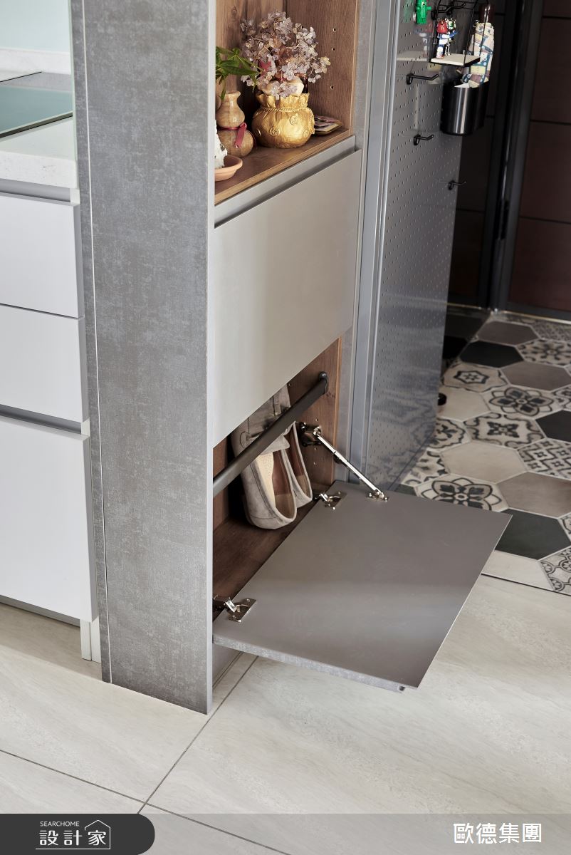 14坪新成屋(5年以下)＿混搭風玄關案例圖片＿台灣歐德傢俱股份有限公司＿歐德_147之4