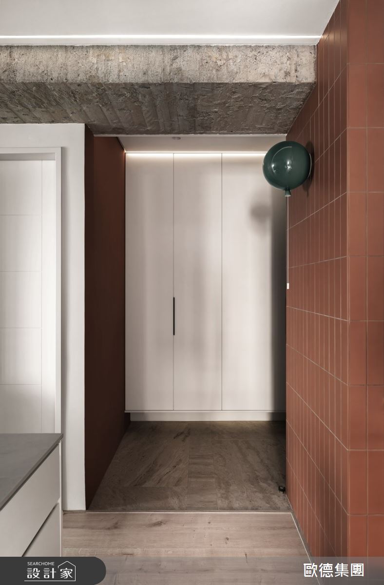 23坪新成屋(5年以下)＿混搭風玄關案例圖片＿台灣歐德傢俱股份有限公司＿歐德_209之2
