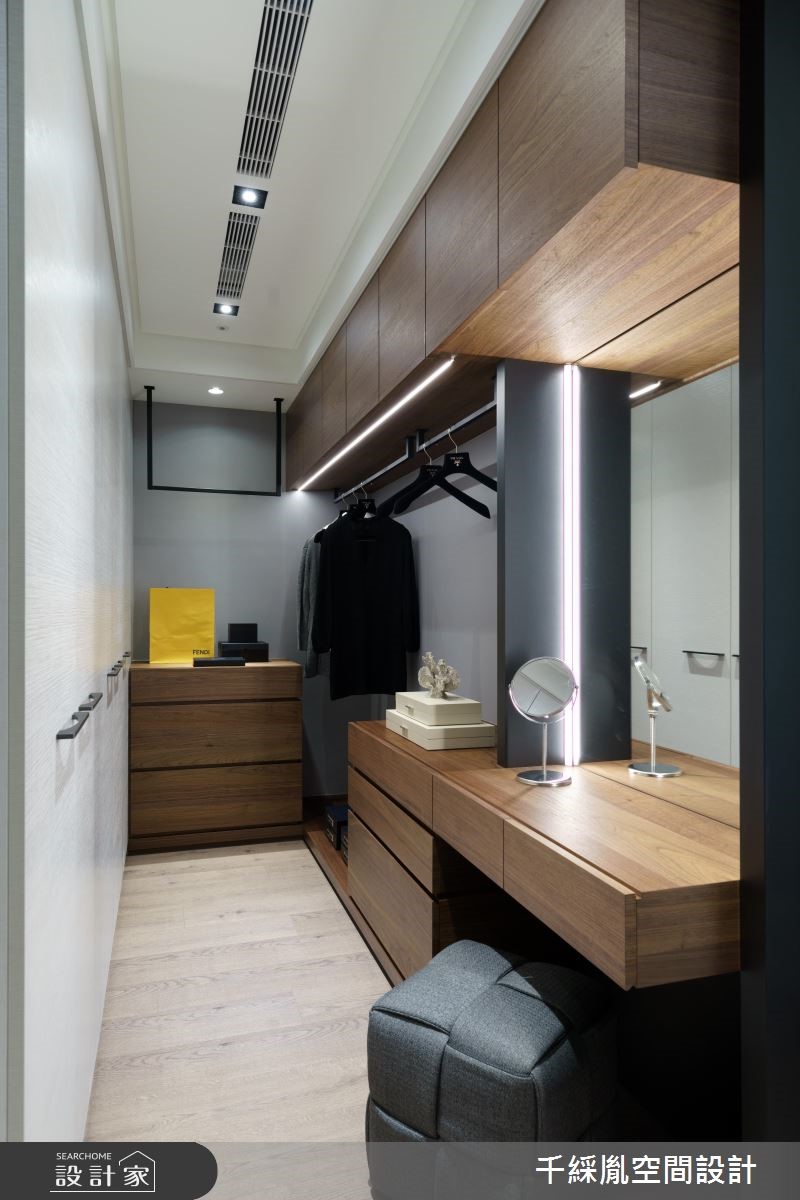 60坪新成屋(5年以下)＿現代風更衣間案例圖片＿千綵胤空間設計ＸDec1/2 DECO 全屋設計團隊＿千綵胤_15之11