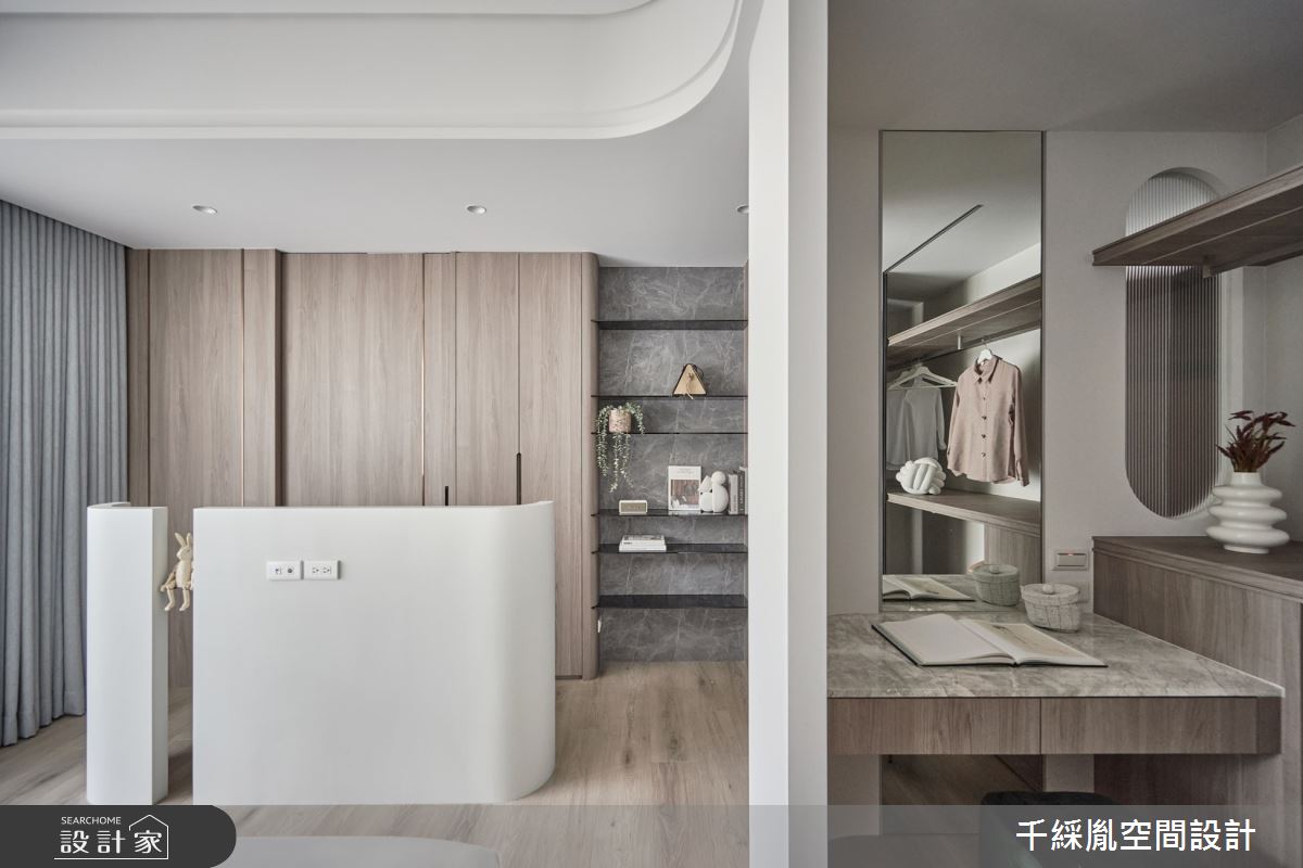 121坪新成屋(5年以下)＿現代風臥室更衣間案例圖片＿千綵胤空間設計ＸDec1/2 DECO 全屋設計團隊＿千綵胤_38之17