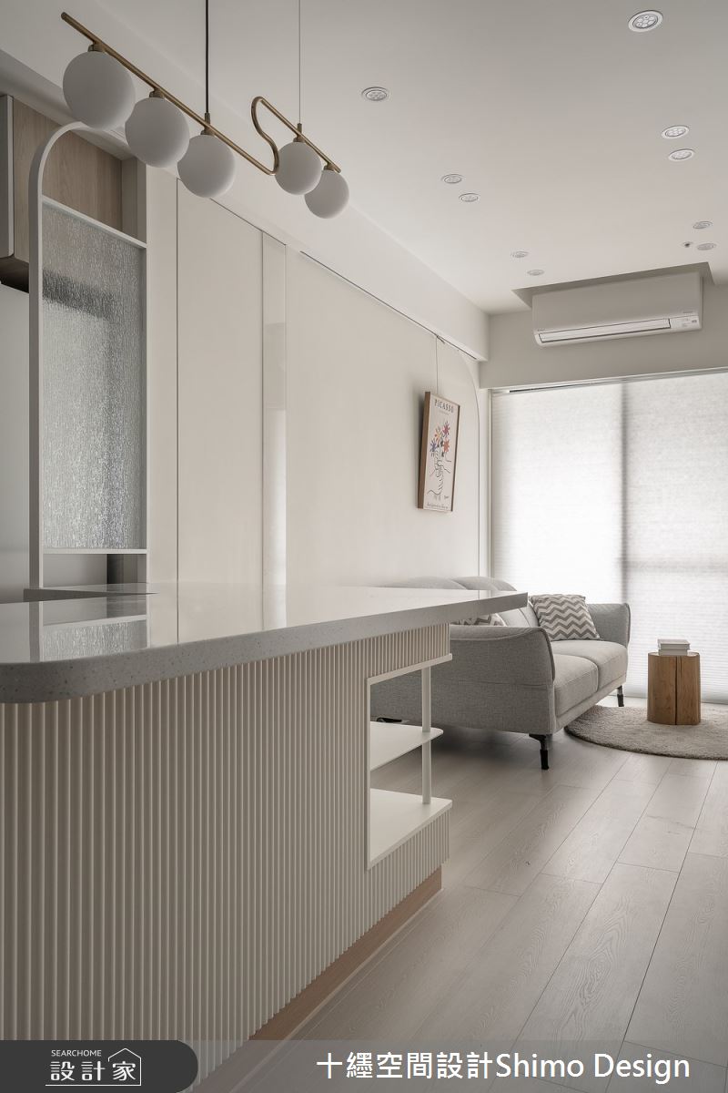 33坪新成屋(5年以下)＿侘寂風客廳餐廳中島案例圖片＿十纆室內裝修設計有限公司＿十纆_原點之4