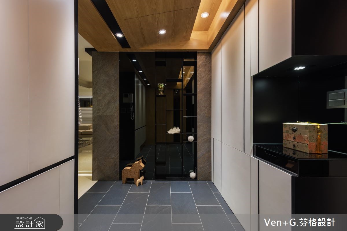 60坪老屋(16~30年)＿現代風玄關案例圖片＿芬格空間設計事務所＿芬格設計16.自然暖心 台北老屋翻新60坪現代風之1