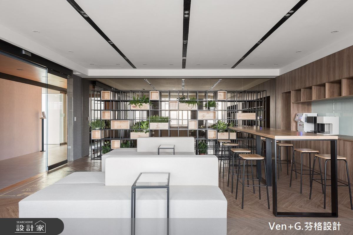 300坪新成屋(5年以下)＿休閒風商業空間案例圖片＿芬格空間設計事務所＿芬格設計24.森呼吸辦公室 台北商業空間300坪休閒風之16