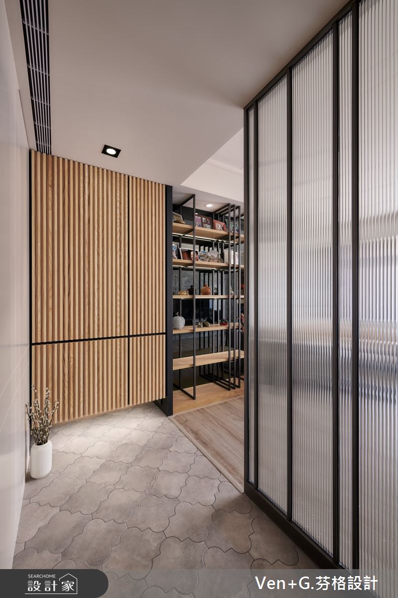 35坪中古屋(5~15年)＿混搭風玄關案例圖片＿芬格空間設計事務所＿芬格設計27.家的協奏曲 台北35坪混搭風之2