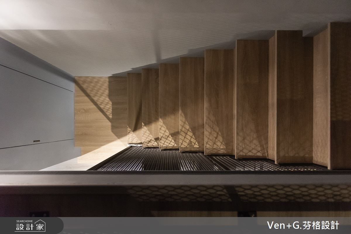 45坪老屋(16~30年)＿工業風樓梯案例圖片＿芬格空間設計事務所＿芬格設計31.Love loft 新北老屋翻新45坪工業風之16