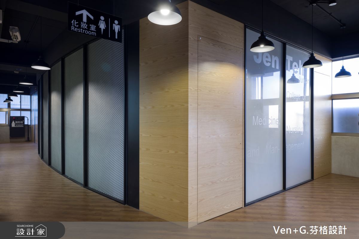 368坪老屋(41~50年)＿日式無印風案例圖片＿芬格空間設計事務所＿芬格設計39.仁德醫專圖書館之24