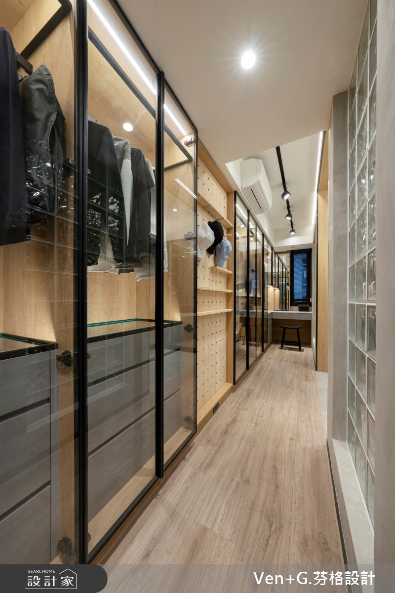 37坪老屋(41~50年)＿工業風更衣間案例圖片＿芬格空間設計事務所＿芬格設計44.台北37坪工業風之21