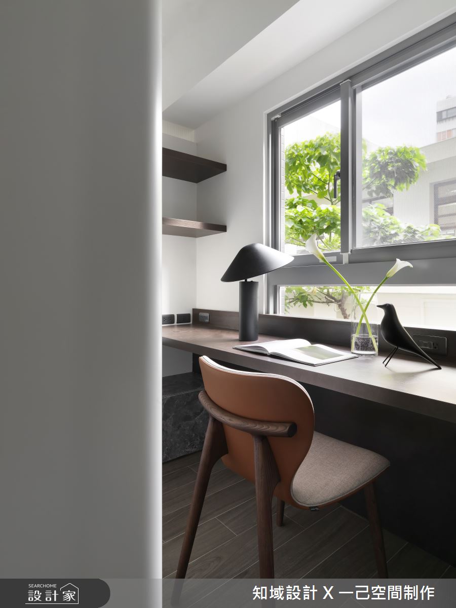 10坪新成屋(5年以下)＿現代風書房案例圖片＿知域設計 X 一己空間制作＿一己_曼哈頓之15